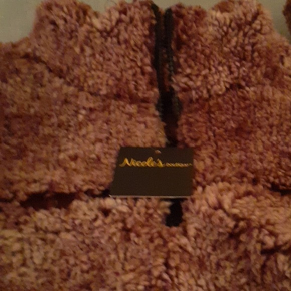 Winter hoodie - Picture 2 of 2